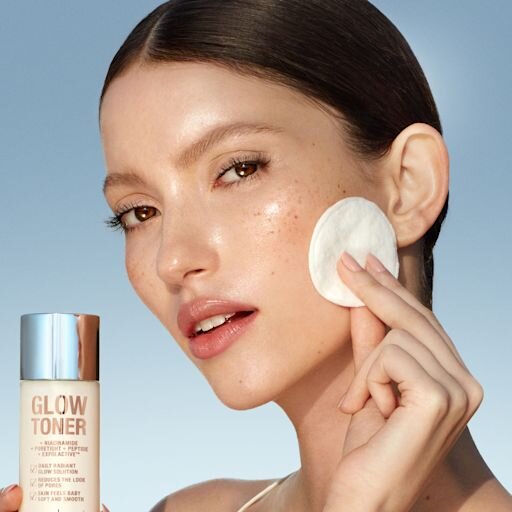 CHARLOTTE’S HYDRATION REVIVAL SKINCARE DISCOVERY SET – HUDVÅRDSKIT I RESEFORMAT
