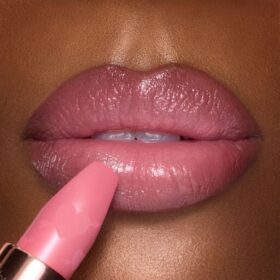 Pillow Talk LOVE EFFECT Läppstift K.I.S.S.I.N.G – KISS TALK