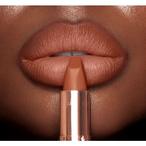 THE SUPER NUDES MATTE REVOLUTION – CATWALKING